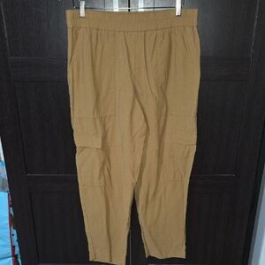 a new day Women's Tan Cargo Pants EUC 12